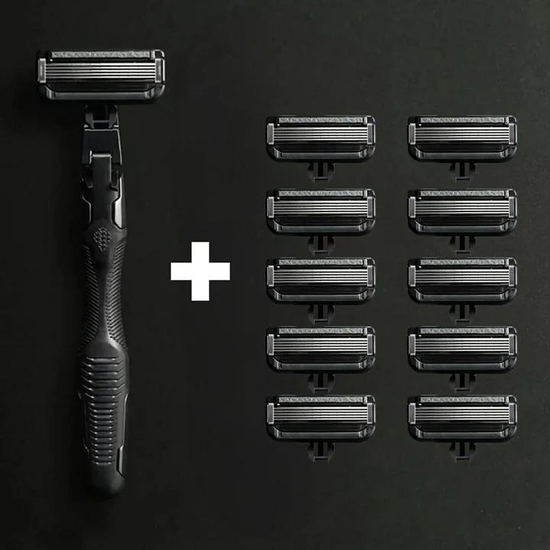KAI razor with replacement cartridges